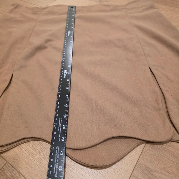 Fashion Brand Company Penelope Gazin Tan Scalloped Hem Mini Skirt 3X Plus Size - Picture 4 of 6